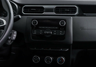 Подержанный автомобиль Renault Duster 2021 года (8 фото)