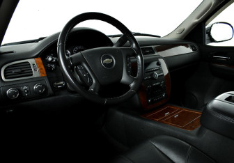 Подержанный автомобиль Chevrolet Tahoe 2008 года (7 фото)