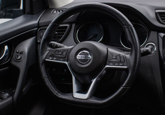 Подержанный автомобиль Nissan Qashqai 2021 года (15 фото)