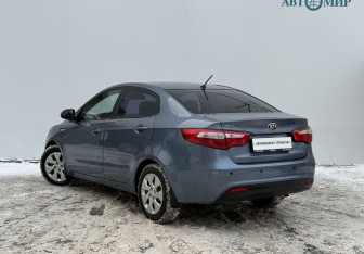 Подержанный автомобиль Kia Rio Sedan 2013 года (7 фото)