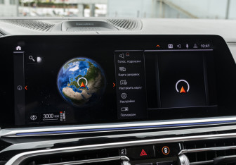 Подержанный автомобиль BMW X7 2019 года (20 фото)