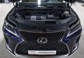 Подержанный автомобиль Lexus RX 2020 года (9 фото)