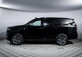 Подержанный автомобиль Cadillac Escalade Suv 2022 года (8 фото)