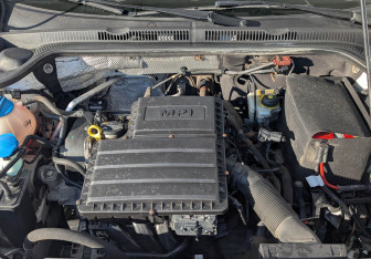 Подержанный автомобиль Volkswagen Jetta Sedan 2016 года (9 фото)