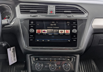 Подержанный автомобиль Volkswagen Tiguan 2020 года (17 фото)