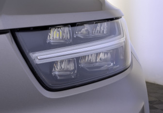 Подержанный автомобиль Volvo XC40 2020 года (11 фото)