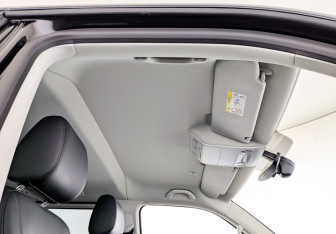 Подержанный автомобиль Volkswagen Multivan 2019 года (25 фото)