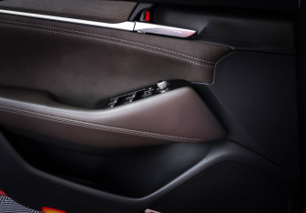 Подержанный автомобиль Mazda 6 Sedan 2023 года (19 фото)