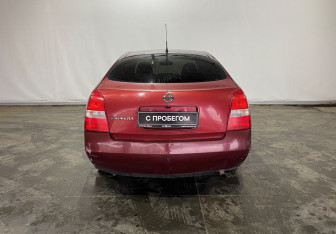 Подержанный автомобиль Nissan Primera Sedan 2004 года (5 фото)