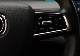 Подержанный автомобиль Changan UNI-K 2023 года (12 фото)