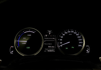 Подержанный автомобиль Lexus IS Sedan 2013 года (24 фото)