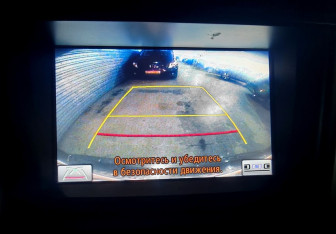 Подержанный автомобиль Toyota Land Cruiser Prado 2013 года (15 фото)