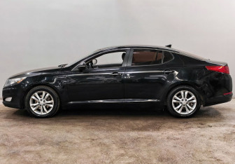 Подержанный автомобиль Kia Optima Sedan 2013 года (7 фото)