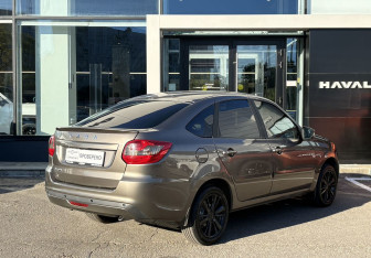Подержанный автомобиль LADA (ВАЗ) Granta Liftback 2024 года (5 фото)