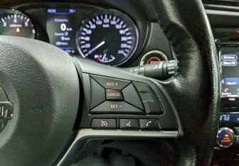 Подержанный автомобиль Nissan X-Trail 2021 года (25 фото)