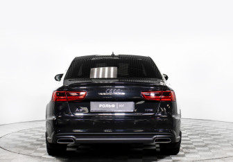 Подержанный автомобиль Audi A6 Sedan 2017 года (6 фото)