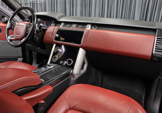 Подержанный автомобиль Land Rover Range Rover 2019 года (11 фото)