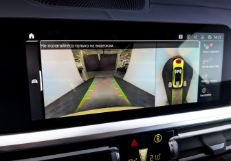 Подержанный автомобиль BMW M4 Coupe 2021 года (30 фото)