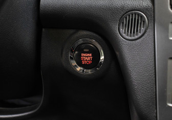 Подержанный автомобиль Kia Cerato Coupe 2012 года (17 фото)