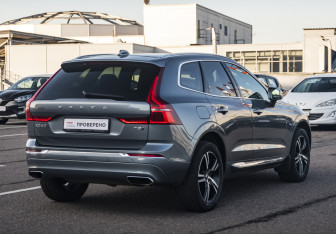 Подержанный автомобиль Volvo XC60 2021 года (5 фото)