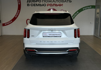 Подержанный автомобиль Kia Sorento 2022 года (5 фото)