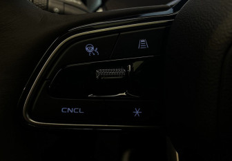 Подержанный автомобиль Geely Monjaro 2026 года (19 фото)