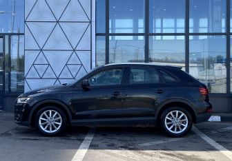 Подержанный автомобиль Audi Q3 2013 года (8 фото)
