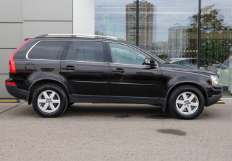 Подержанный автомобиль Volvo XC90 2011 года (4 фото)