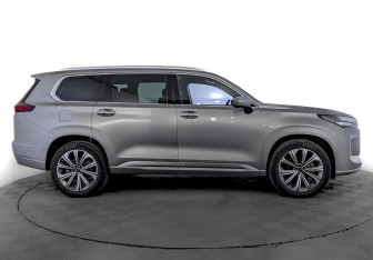 Подержанный автомобиль Exeed VX 2023 года (4 фото)