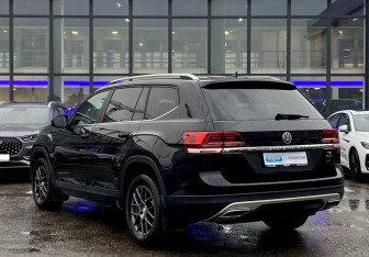 Подержанный автомобиль Volkswagen Teramont 2018 года (7 фото)