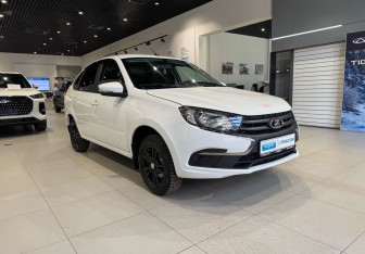 Подержанный автомобиль LADA (ВАЗ) Granta Liftback 2025 года (3 фото)