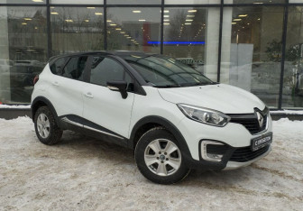 Подержанный автомобиль Renault Kaptur 2019 года (3 фото)
