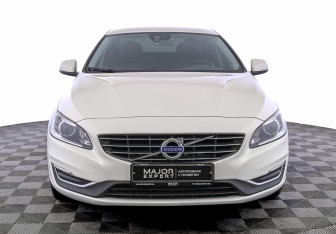 Подержанный автомобиль Volvo S60 2016 года (2 фото)