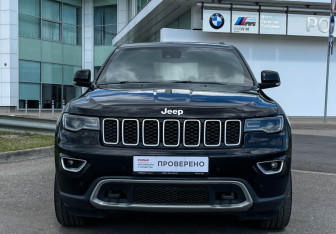 Подержанный автомобиль Jeep Grand Cherokee 2017 года (2 фото)