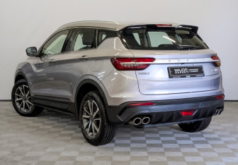 Подержанный автомобиль Geely Coolray 2023 года (7 фото)