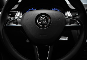 Подержанный автомобиль Skoda Rapid Liftback 2019 года (10 фото)