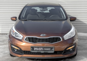 Подержанный автомобиль Kia Ceed Hatchback 2017 года (2 фото)