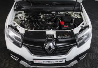 Подержанный автомобиль Renault Logan Sedan 2022 года (9 фото)