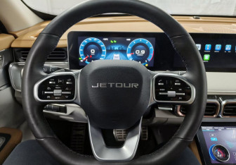 Подержанный автомобиль Jetour X70 Plus 2023 года (12 фото)