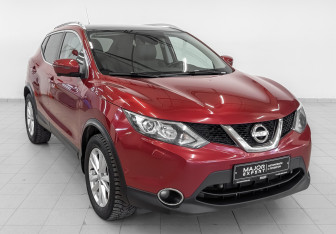 Подержанный автомобиль Nissan Qashqai 2016 года (3 фото)
