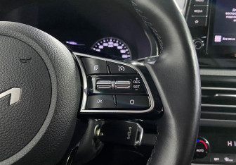 Подержанный автомобиль Kia Seltos 2022 года (16 фото)