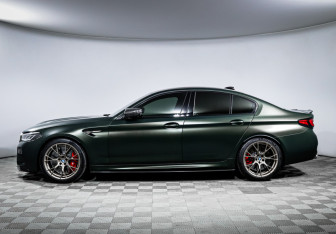 Подержанный автомобиль BMW M5 Sedan 2021 года (8 фото)