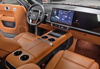 Новый LiXiang L9 2024 (11 фото)