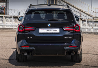 Подержанный автомобиль BMW X3 2024 года (6 фото)