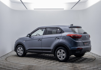 Подержанный автомобиль Hyundai Creta 2017 года (7 фото)