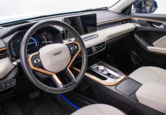 Подержанный автомобиль Haval Jolion 2024 года (9 фото)