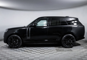 Подержанный автомобиль Land Rover Range Rover 2023 года (8 фото)