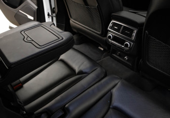 Подержанный автомобиль Audi Q7 2019 года (32 фото)
