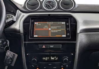 Подержанный автомобиль Suzuki Vitara 2016 года (17 фото)
