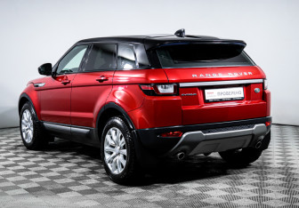 Подержанный автомобиль Land Rover Range Rover Evoque 2018 года (7 фото)